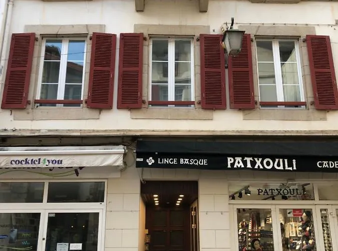 Apartment Hyper Centre Historique Calme En Mode A Pied